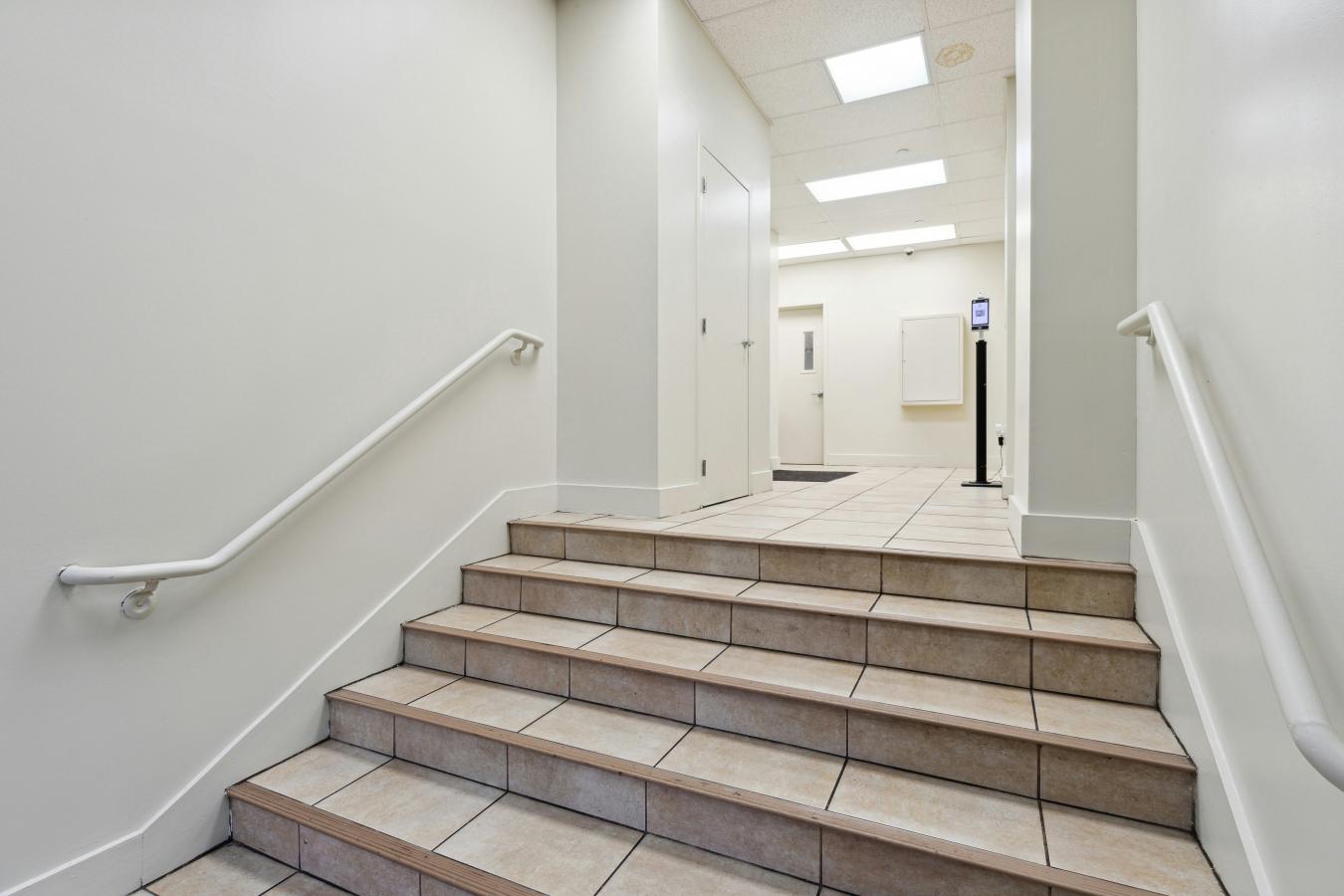 Harlem, New York, 10026, United States, ,1 BathroomBathrooms,Residential,For Sale,1902883