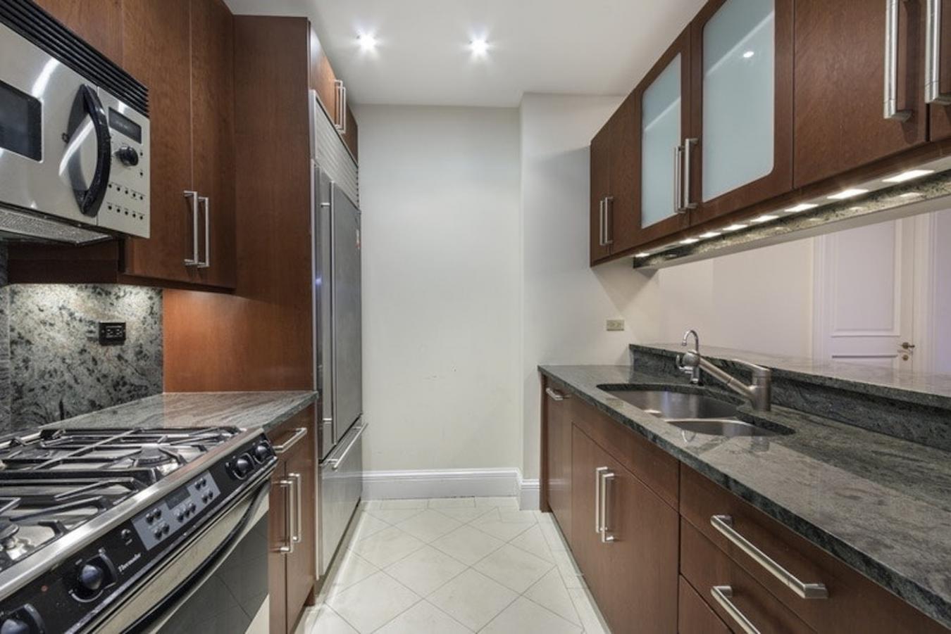 New York, New York, 10022, United States, 2 Bedrooms Bedrooms, ,2 BathroomsBathrooms,Residential,For Sale,1902882