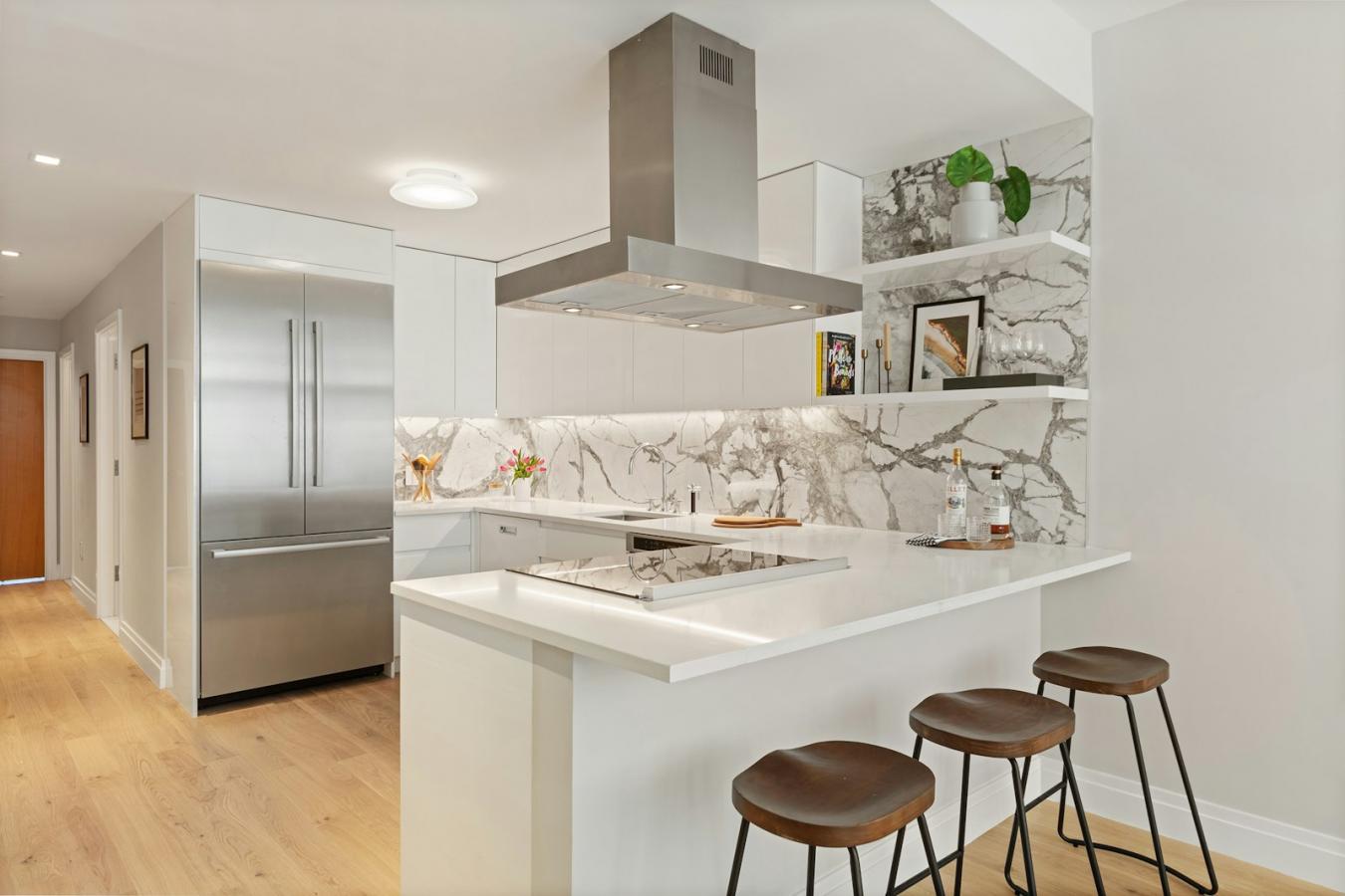 Central Harlem, New York, 10027, United States, 3 Bedrooms Bedrooms, ,2 BathroomsBathrooms,Residential,For Sale,1902881