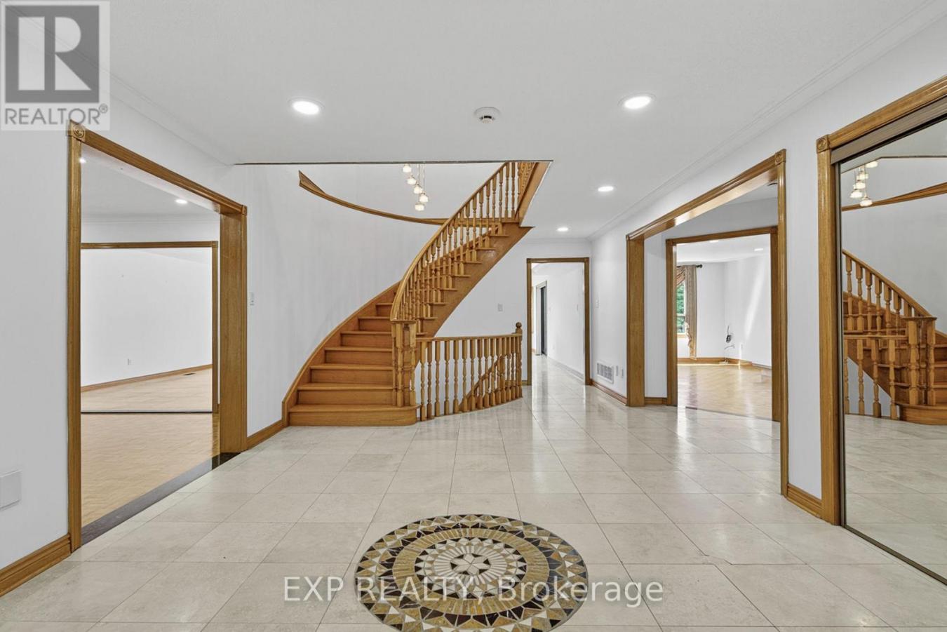 Vaughan (Kleinburg), ON, L4L1A6, Canada, 4 Bedrooms Bedrooms, ,3 BathroomsBathrooms,Residential,For Sale,1902873
