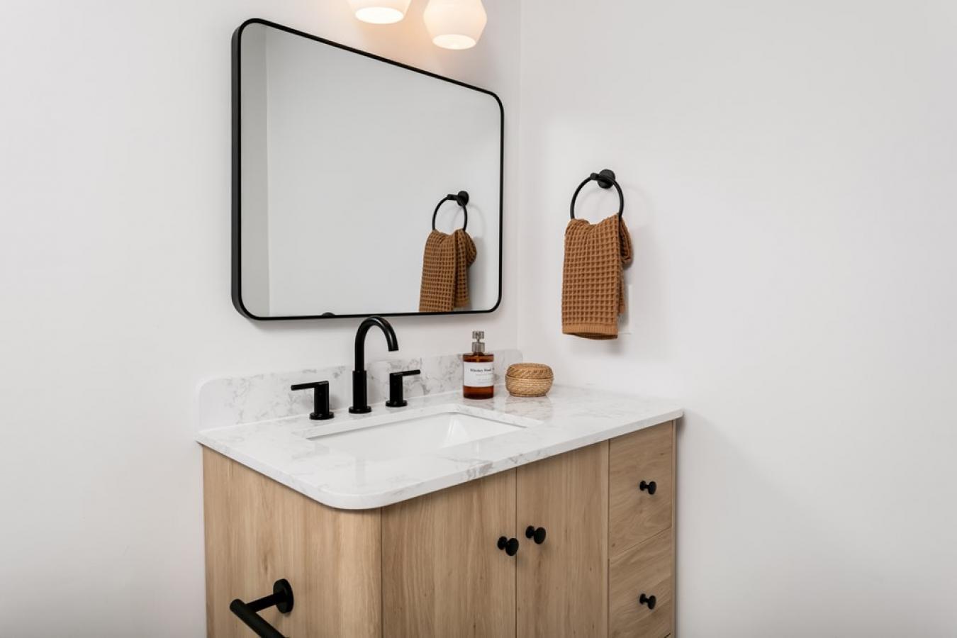 Fredericksburg, Gillespie, 78624, United States, ,Residential,For Sale,1902872