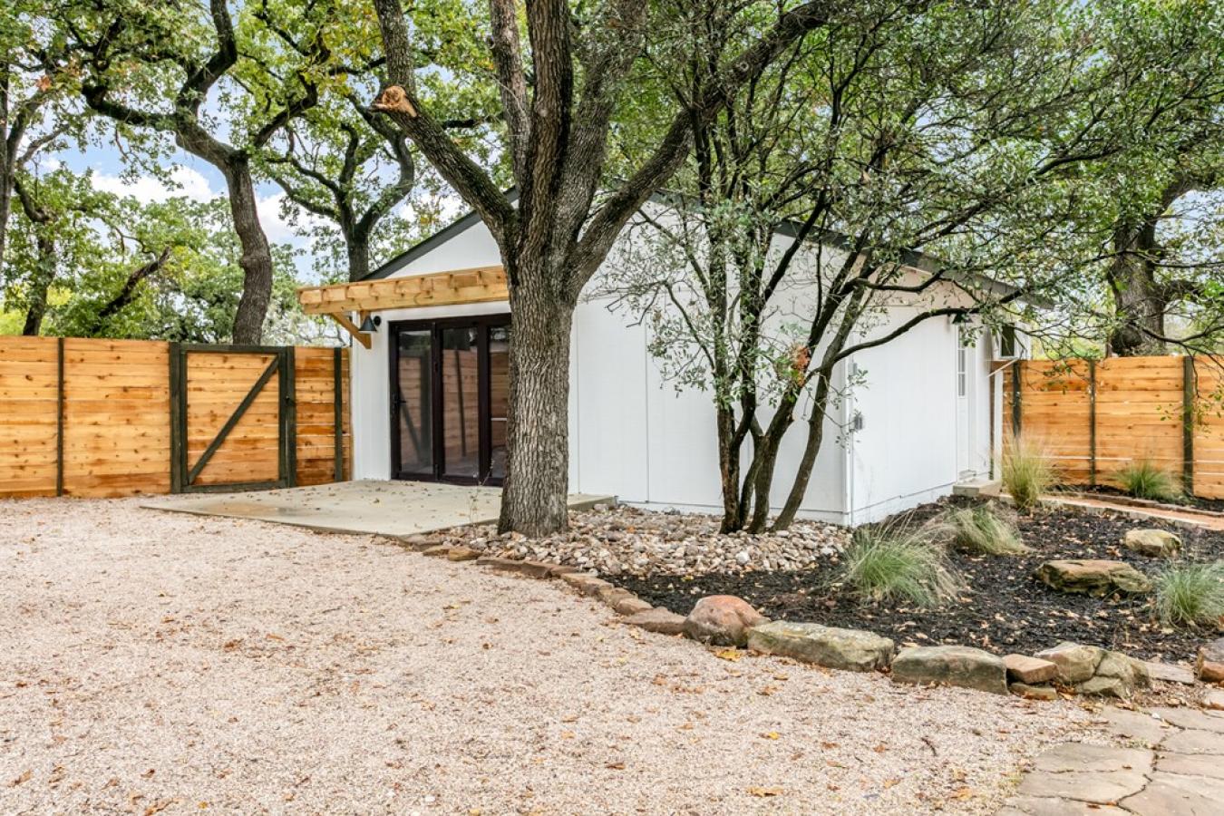 Fredericksburg, Gillespie, 78624, United States, ,Residential,For Sale,1902872