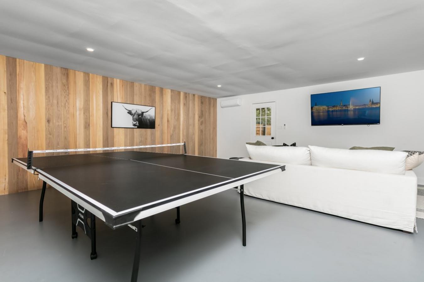 Fredericksburg, Gillespie, 78624, United States, ,Residential,For Sale,1902872