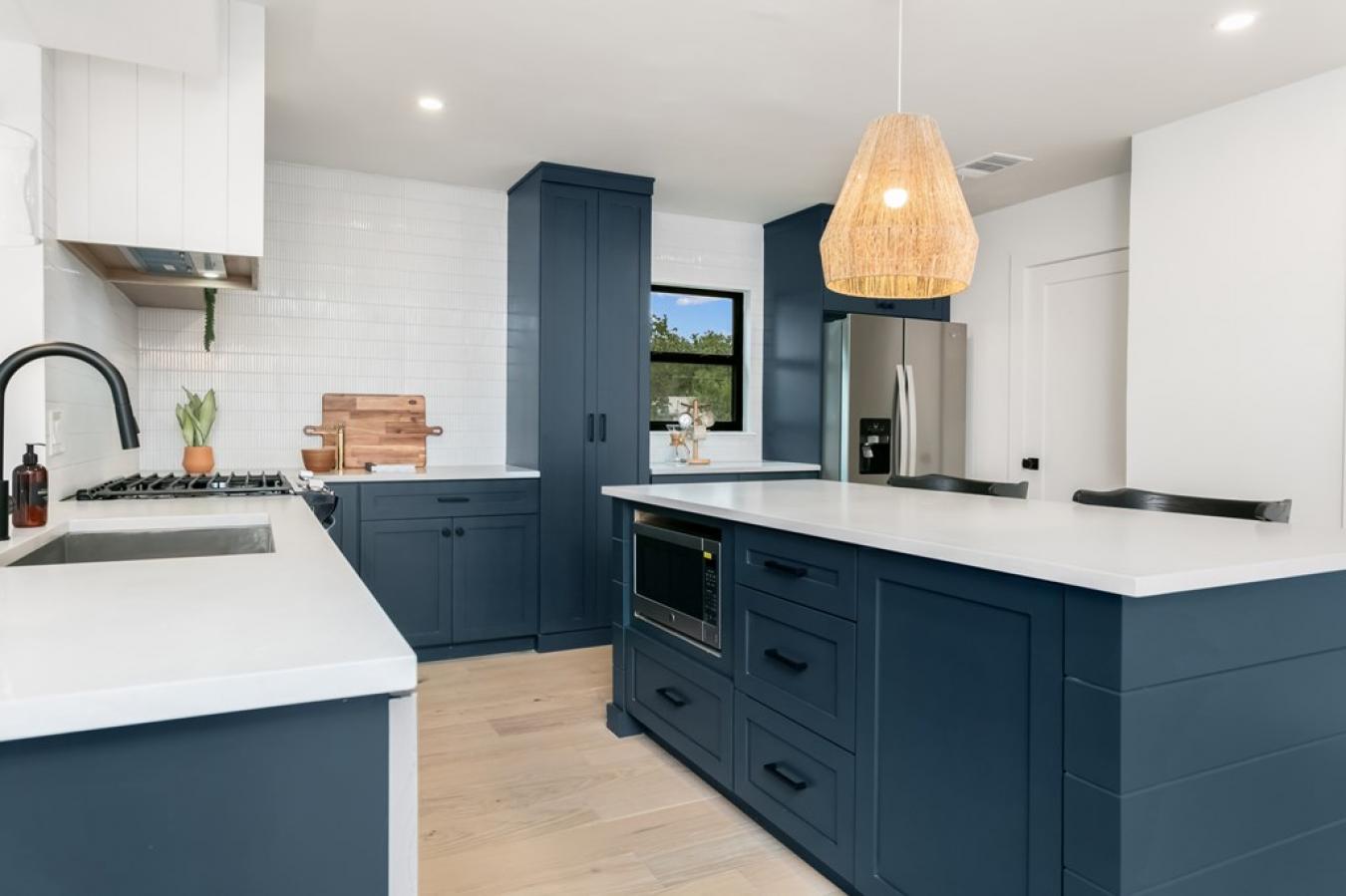 Fredericksburg, Gillespie, 78624, United States, ,Residential,For Sale,1902872