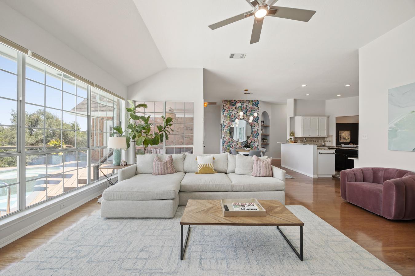 Austin, Travis, 78730, United States, 4 Bedrooms Bedrooms, ,3 BathroomsBathrooms,Residential,For Sale,1904094