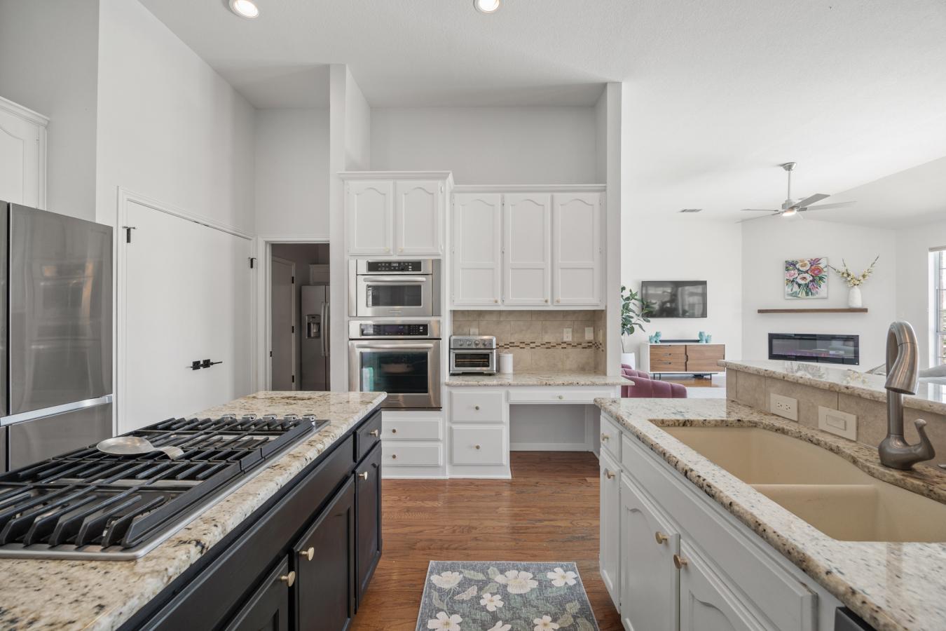 Austin, Travis, 78730, United States, 4 Bedrooms Bedrooms, ,3 BathroomsBathrooms,Residential,For Sale,1904094