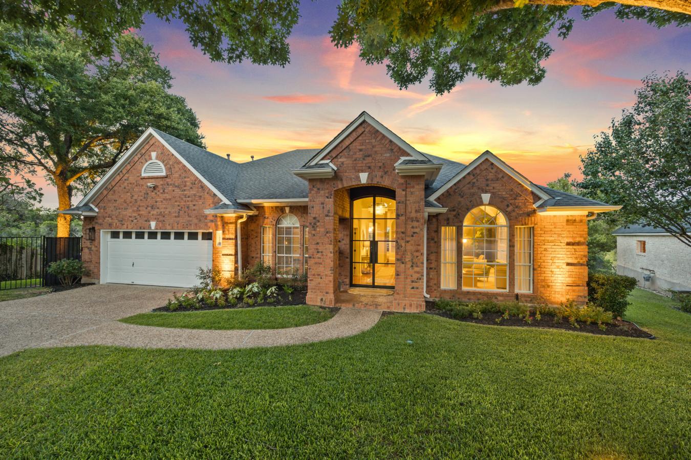 Austin, Travis, 78730, United States, 4 Bedrooms Bedrooms, ,3 BathroomsBathrooms,Residential,For Sale,1904094