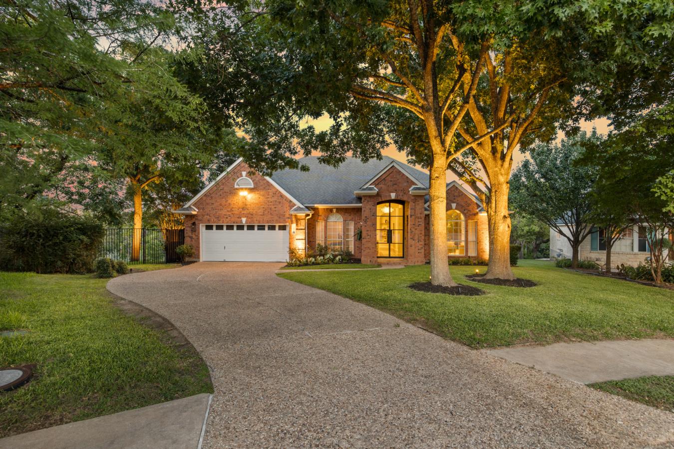 Austin, Travis, 78730, United States, 4 Bedrooms Bedrooms, ,3 BathroomsBathrooms,Residential,For Sale,1904094