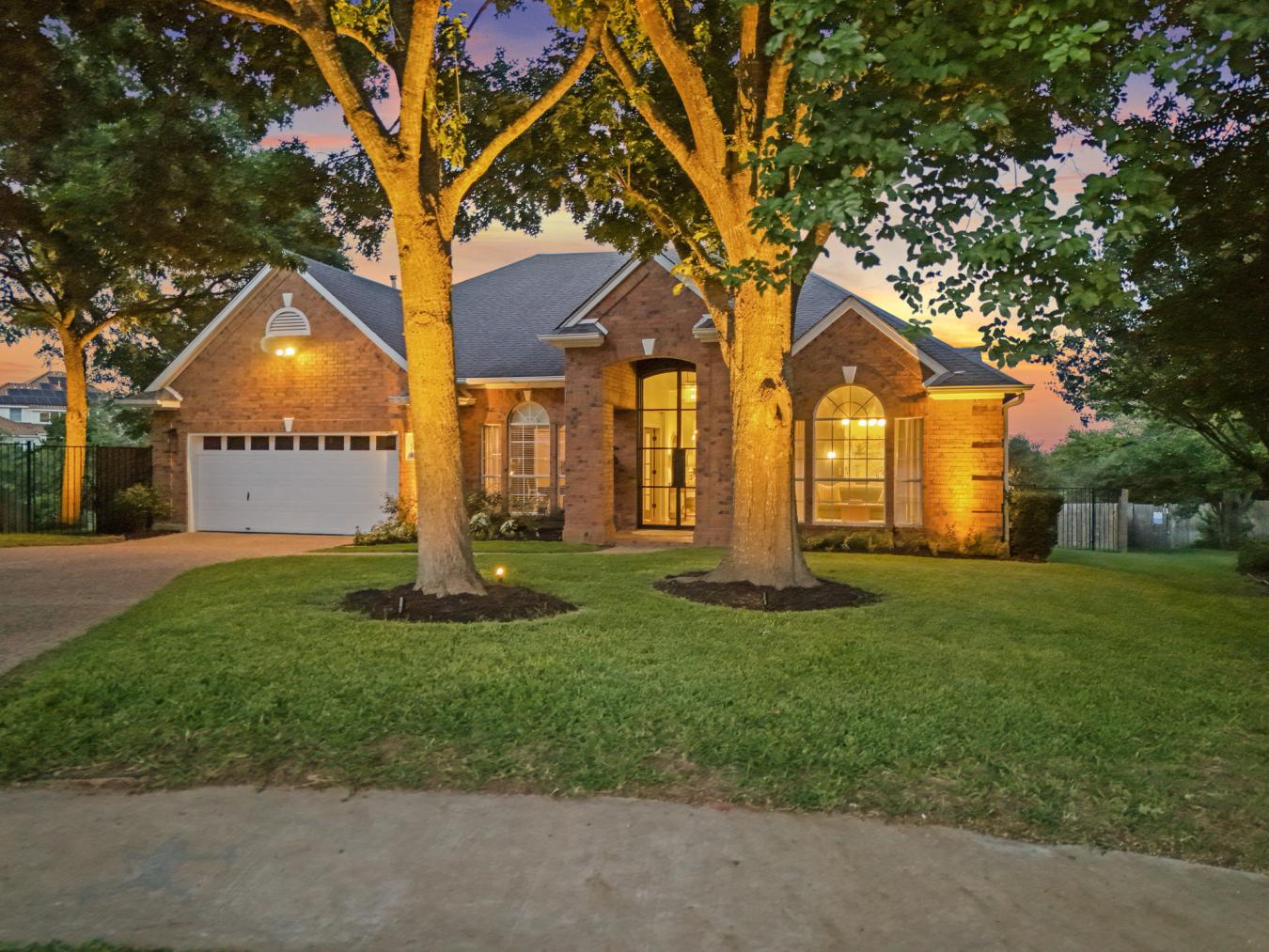 Austin, Travis, 78730, United States, 4 Bedrooms Bedrooms, ,3 BathroomsBathrooms,Residential,For Sale,1904094