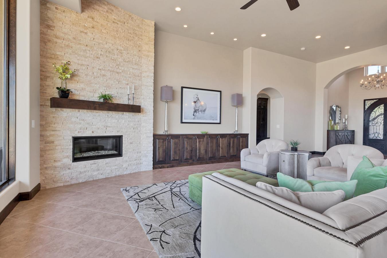 St George, Washington, 84790, United States, 4 Bedrooms Bedrooms, ,3 BathroomsBathrooms,Residential,For Sale,1926856