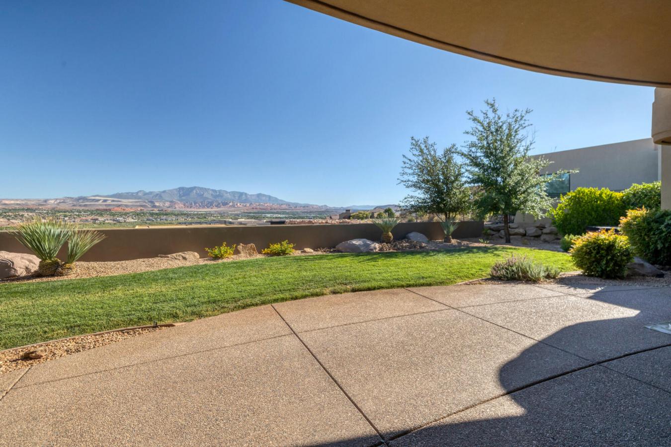 St George, Washington, 84790, United States, 4 Bedrooms Bedrooms, ,3 BathroomsBathrooms,Residential,For Sale,1926856