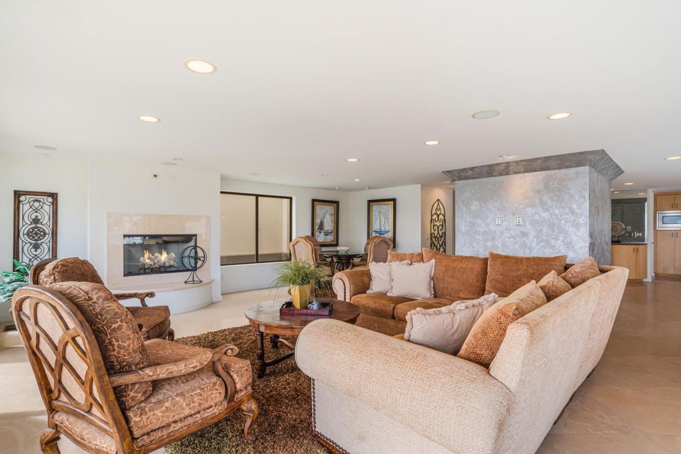 Oxnard, California, 93035, United States, 3 Bedrooms Bedrooms, ,4 BathroomsBathrooms,Residential,For Sale,1902868