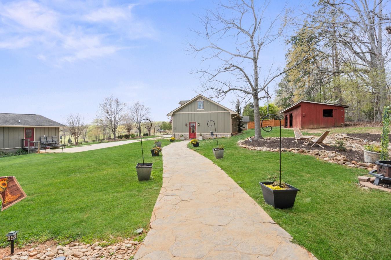 Mooresville, North Carolina, 28115, United States, 4 Bedrooms Bedrooms, ,3 BathroomsBathrooms,Residential,For Sale,1902867