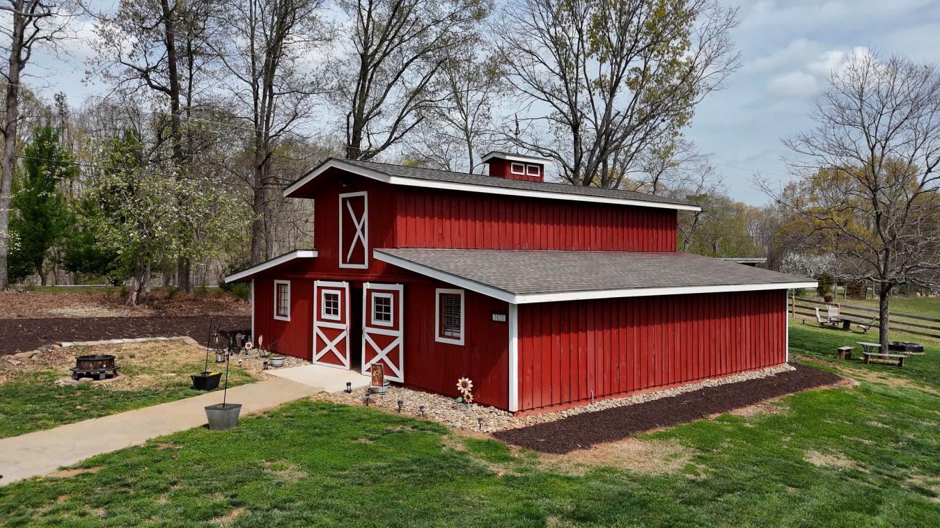 Mooresville, North Carolina, 28115, United States, 4 Bedrooms Bedrooms, ,3 BathroomsBathrooms,Residential,For Sale,1902867