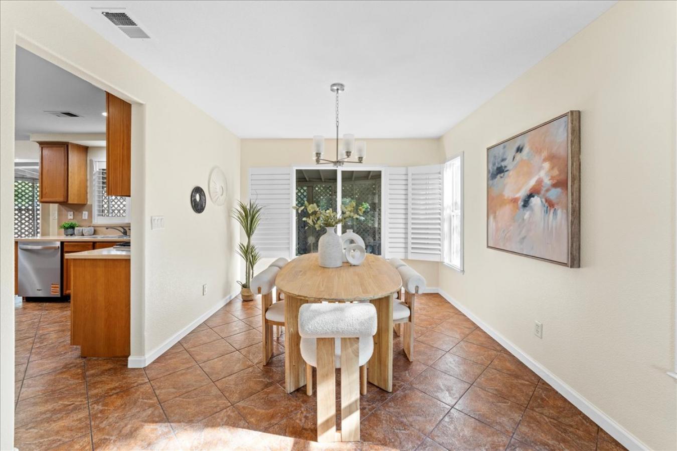 Stockton, San Joaquin, 95212, United States, 6 Bedrooms Bedrooms, ,3 BathroomsBathrooms,Residential,For Sale,1959886