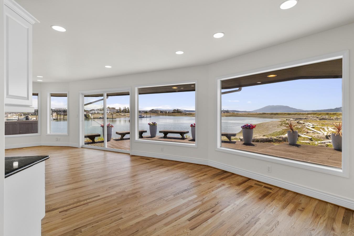 Ferndale, Washington, 98248, United States, 3 Bedrooms Bedrooms, ,2 BathroomsBathrooms,Residential,For Sale,1904080