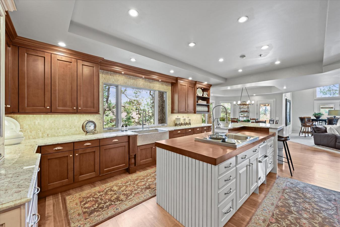 Castle Rock, Douglas, 80108, United States, 5 Bedrooms Bedrooms, ,5 BathroomsBathrooms,Residential,For Sale,1904079