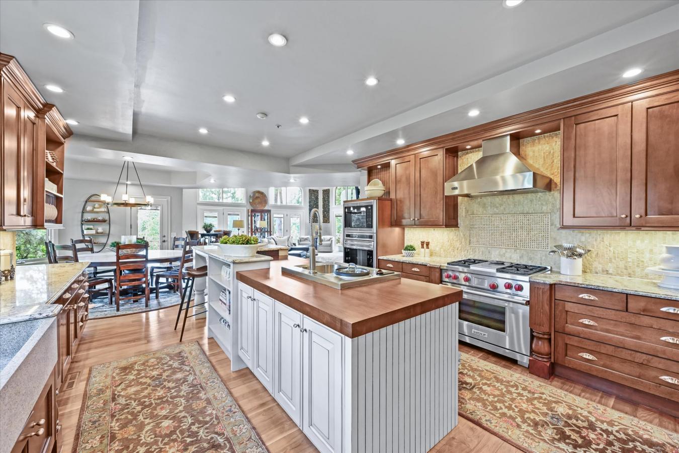 Castle Rock, Douglas, 80108, United States, 5 Bedrooms Bedrooms, ,5 BathroomsBathrooms,Residential,For Sale,1904079