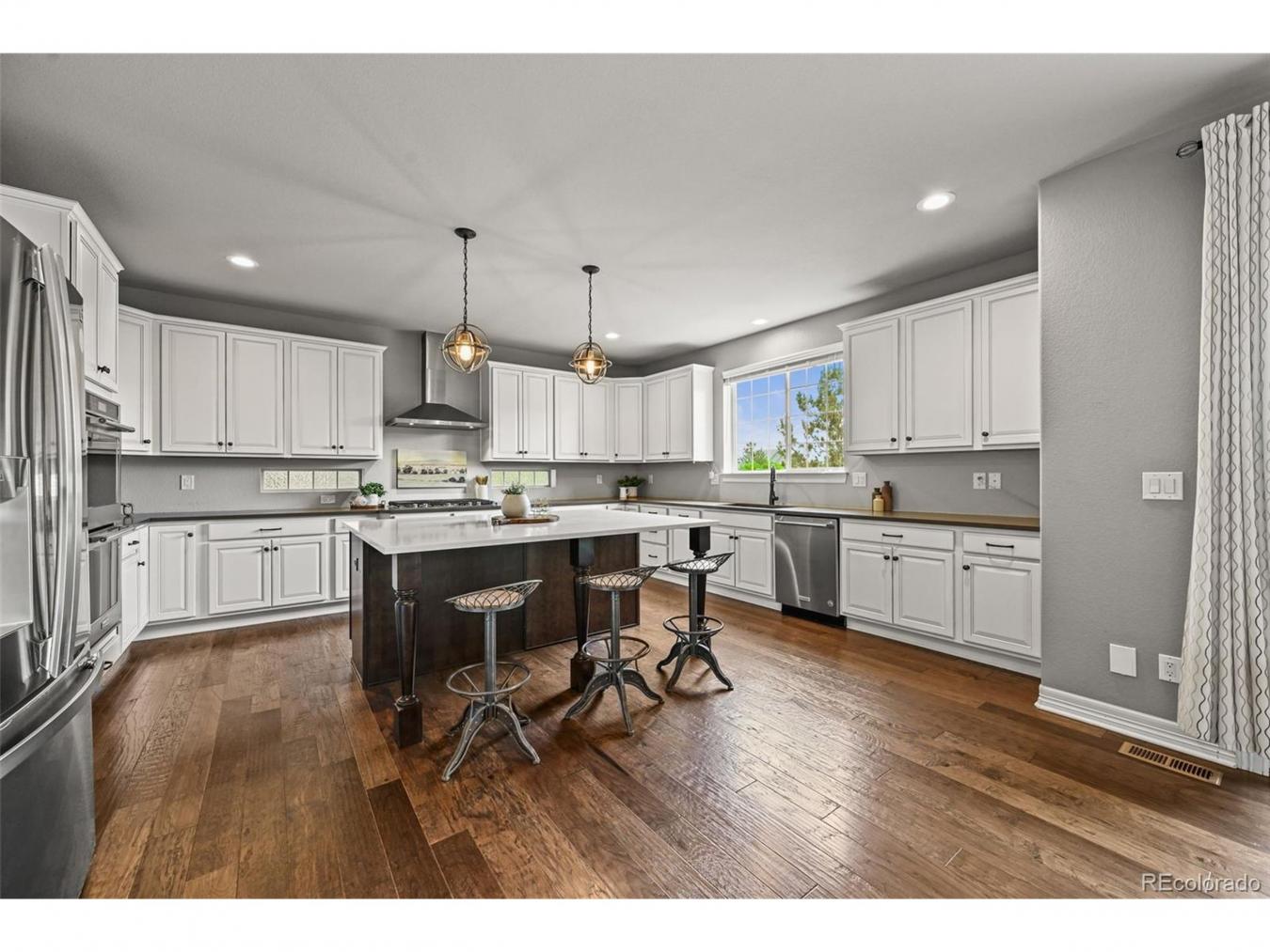 Parker, Douglas, 80138, United States, 5 Bedrooms Bedrooms, ,5 BathroomsBathrooms,Residential,For Sale,1904981