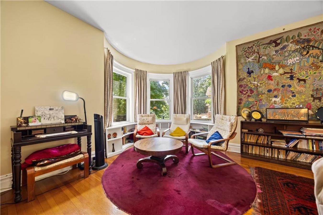 Staten Island, Richmond, 10304, United States, 5 Bedrooms Bedrooms, ,5 BathroomsBathrooms,Residential,For Sale,1904070