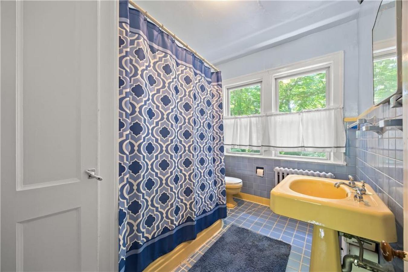 Staten Island, Richmond, 10304, United States, 5 Bedrooms Bedrooms, ,5 BathroomsBathrooms,Residential,For Sale,1904070