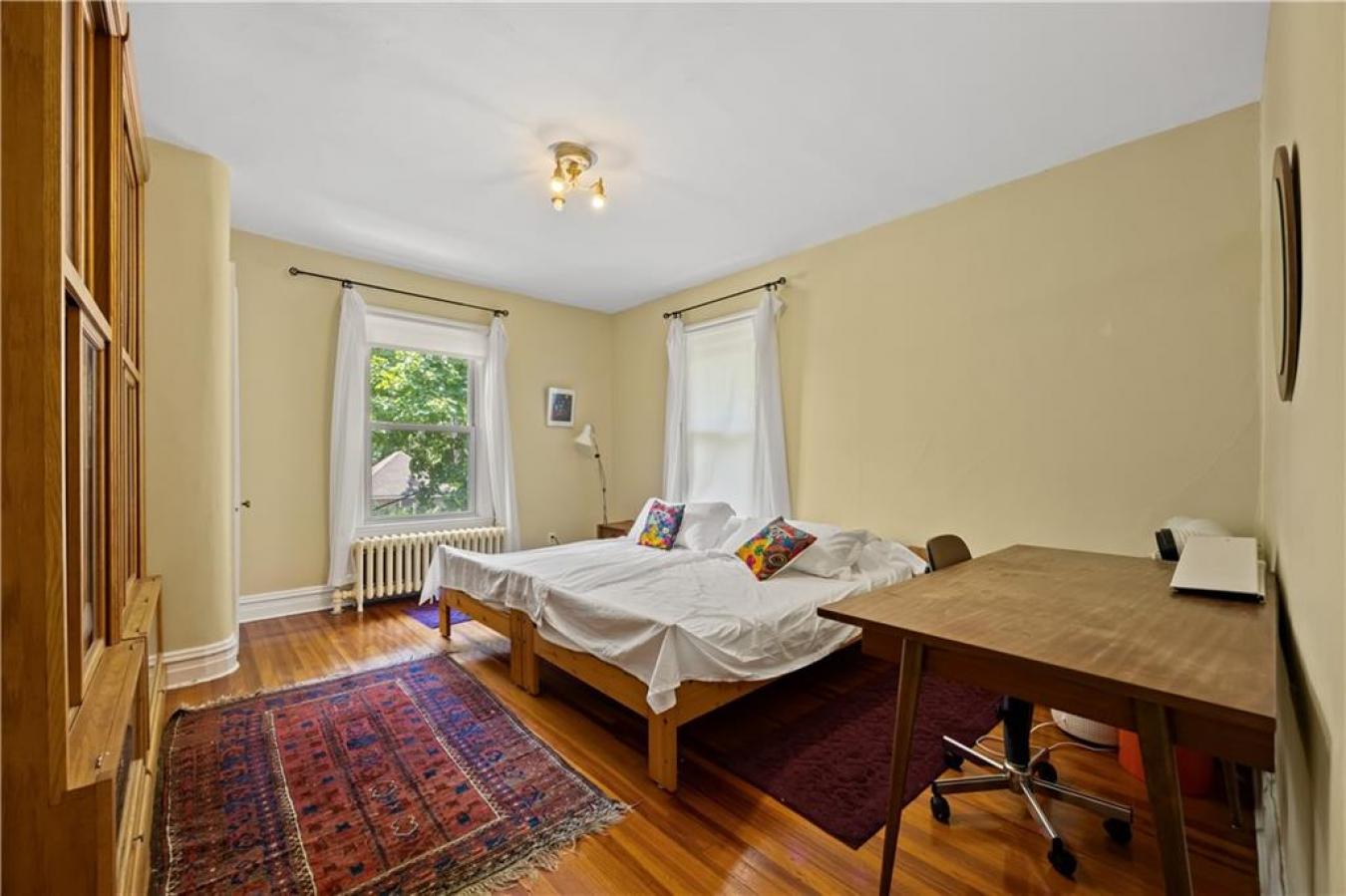 Staten Island, Richmond, 10304, United States, 5 Bedrooms Bedrooms, ,5 BathroomsBathrooms,Residential,For Sale,1904070