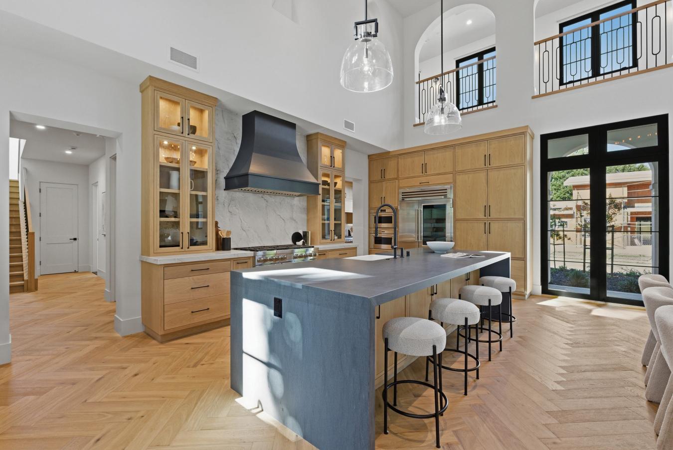 Alamo, Contra Costa, 94507, United States, 6 Bedrooms Bedrooms, ,6 BathroomsBathrooms,Residential,For Sale,1904064