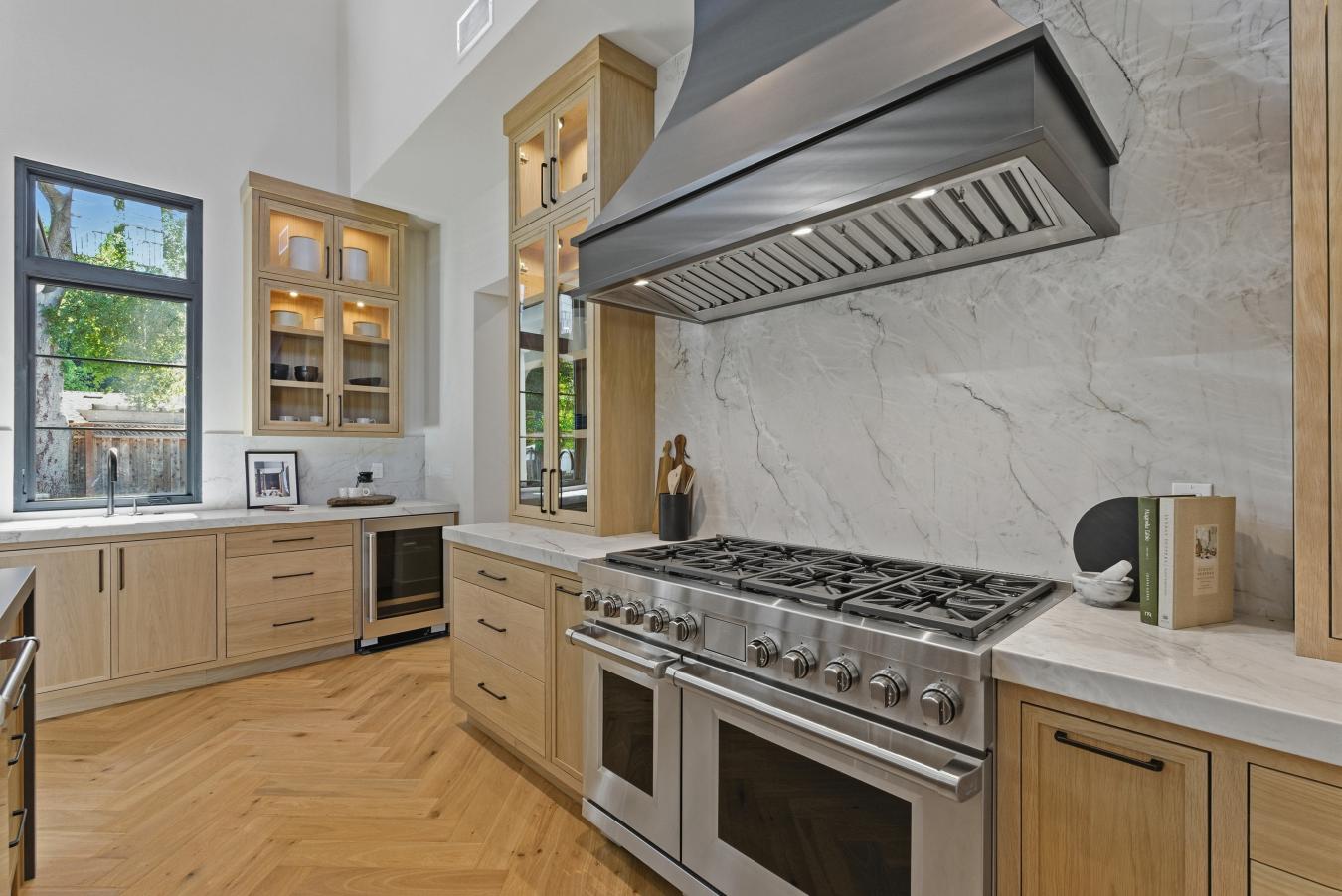 Alamo, Contra Costa, 94507, United States, 6 Bedrooms Bedrooms, ,6 BathroomsBathrooms,Residential,For Sale,1904064