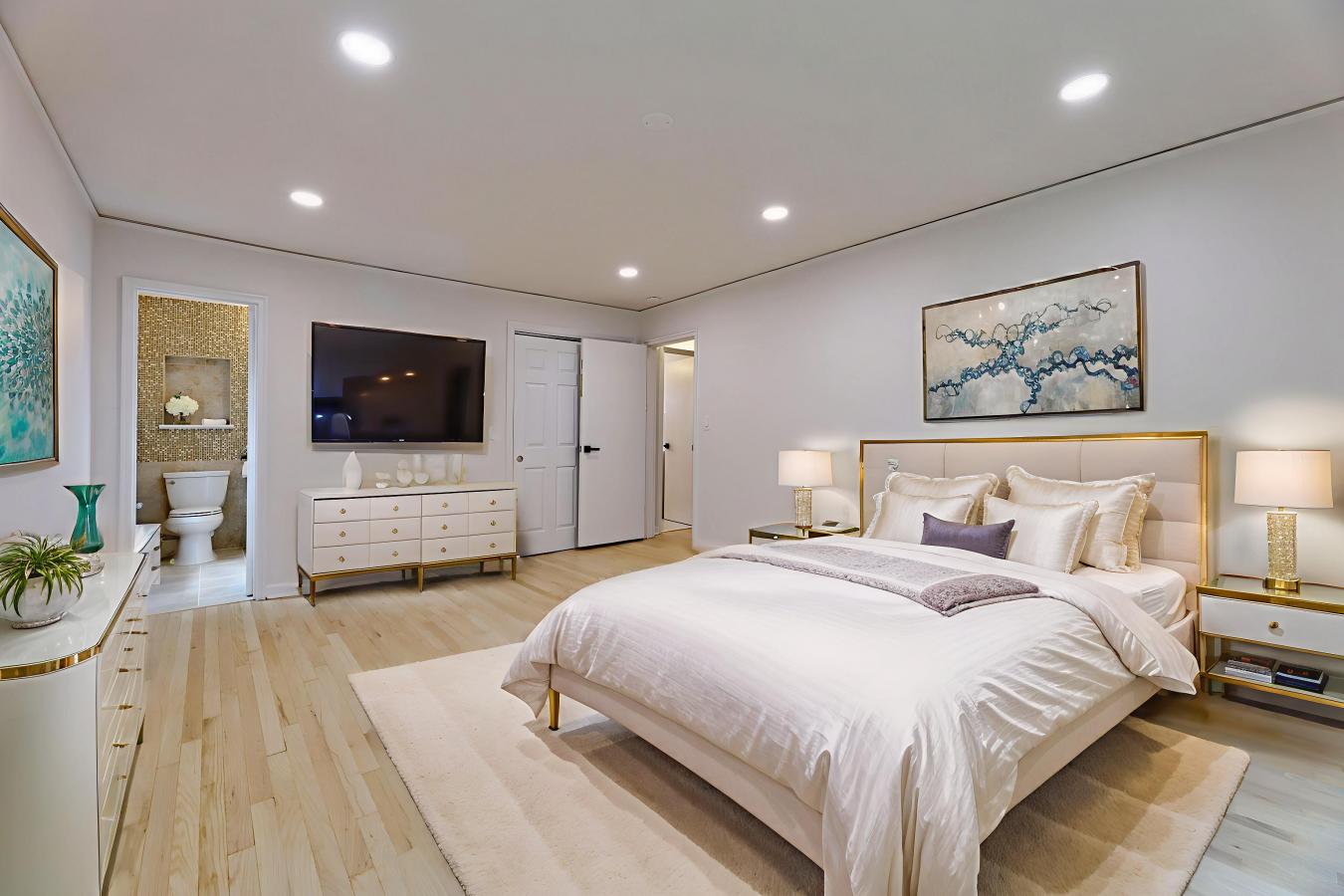 Englewood, Bergen, 07631, United States, 3 Bedrooms Bedrooms, ,3 BathroomsBathrooms,Residential,For Sale,1904063