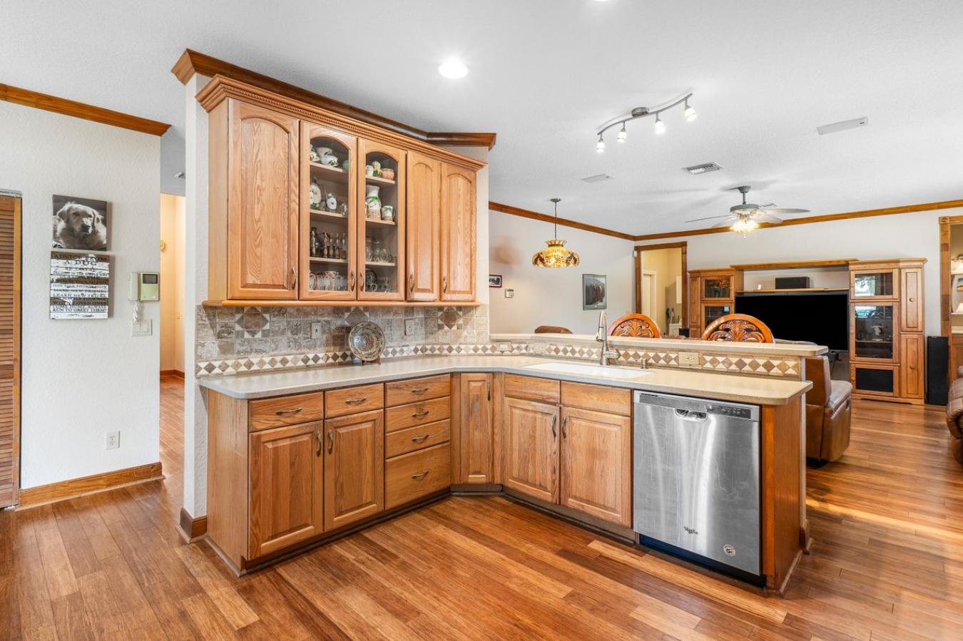 Parkland, Broward, 33067, United States, 5 Bedrooms Bedrooms, ,3 BathroomsBathrooms,Residential,For Sale,1904062