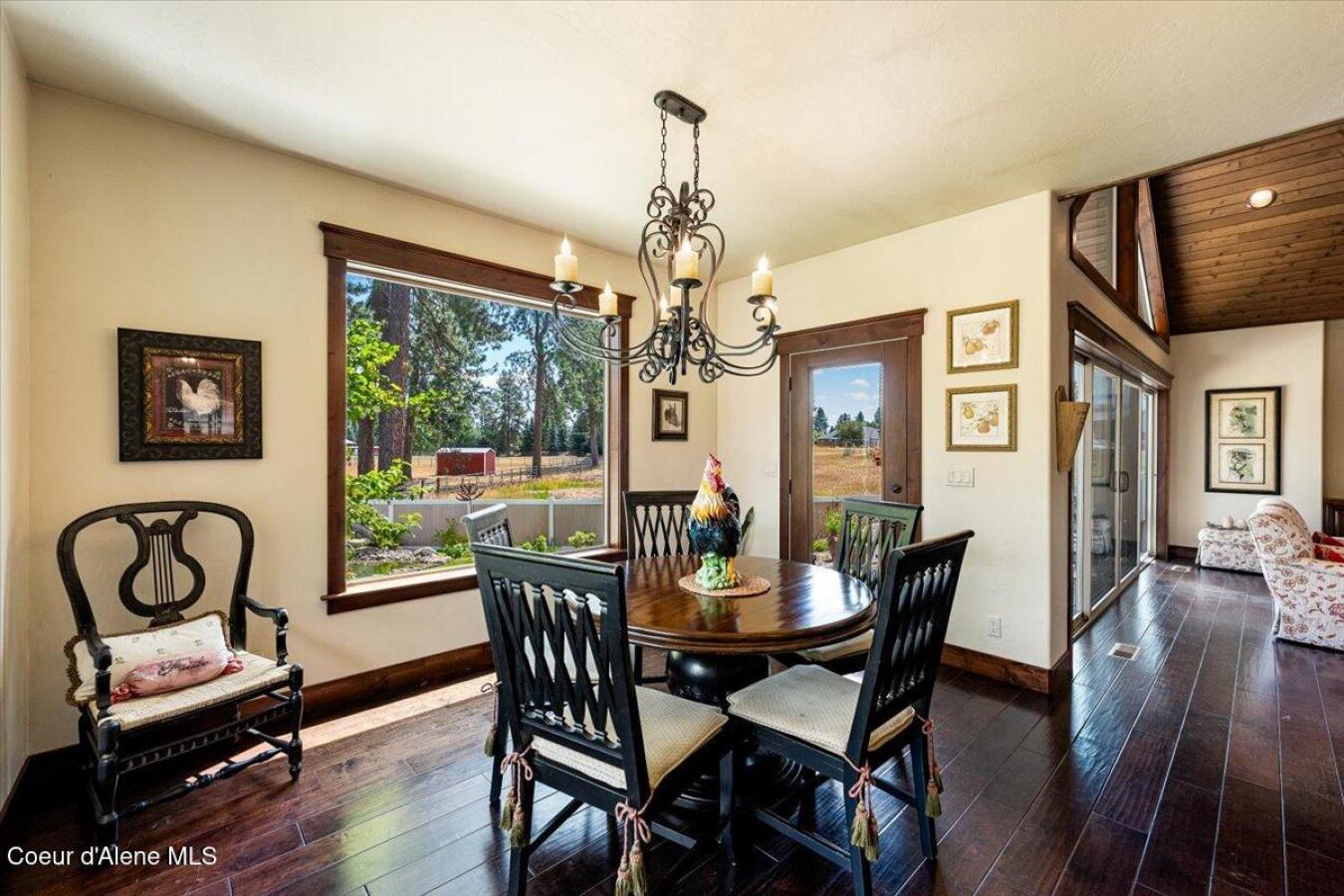 Hayden, Kootenai, 83835, United States, 5 Bedrooms Bedrooms, ,3 BathroomsBathrooms,Residential,For Sale,1904060