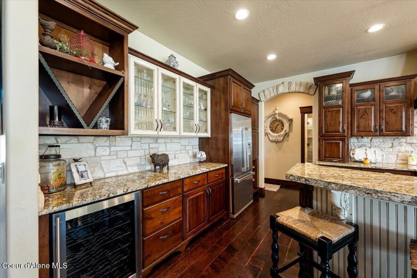 Hayden, Kootenai, 83835, United States, 5 Bedrooms Bedrooms, ,3 BathroomsBathrooms,Residential,For Sale,1904060