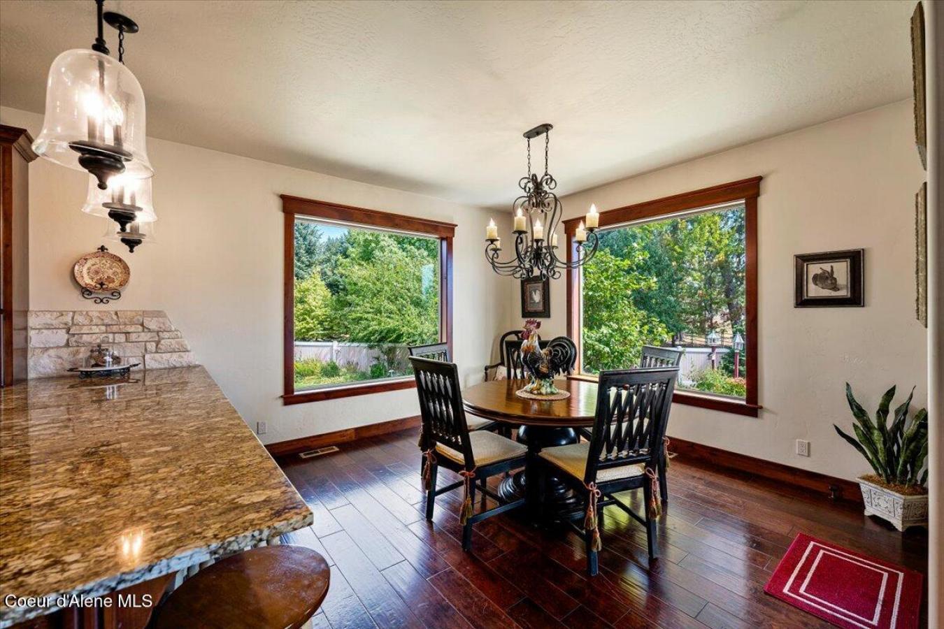 Hayden, Kootenai, 83835, United States, 5 Bedrooms Bedrooms, ,3 BathroomsBathrooms,Residential,For Sale,1904060