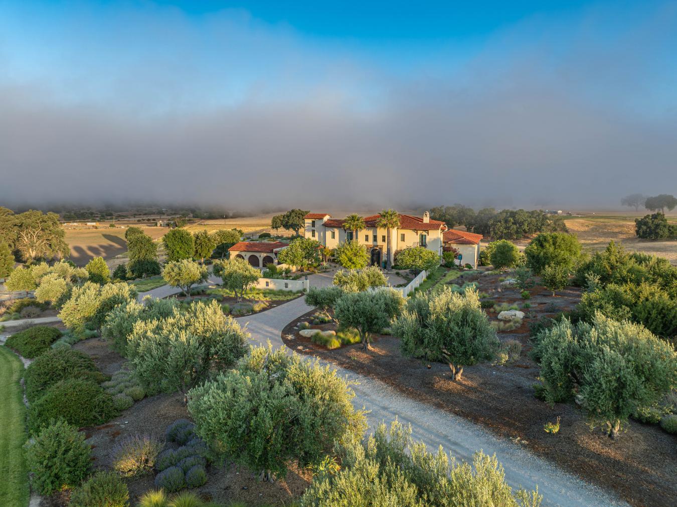 Templeton, San Luis Obispo, 93465, United States, 8 Bedrooms Bedrooms, ,12 BathroomsBathrooms,Residential,For Sale,1905285