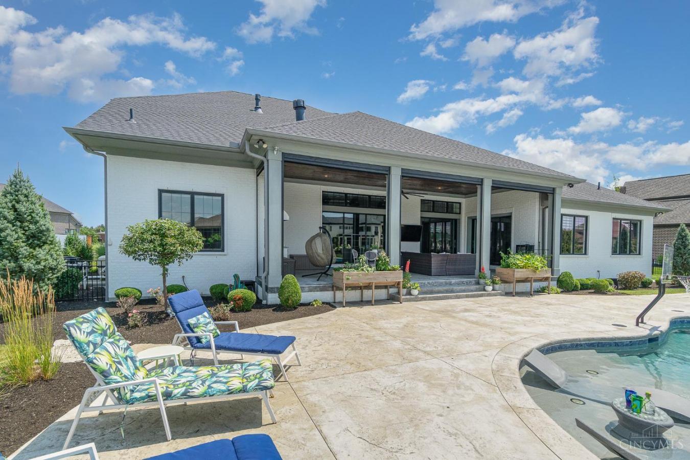 Deerfield Twp., Warren, 45040, United States, 6 Bedrooms Bedrooms, ,6 BathroomsBathrooms,Residential,For Sale,1904978