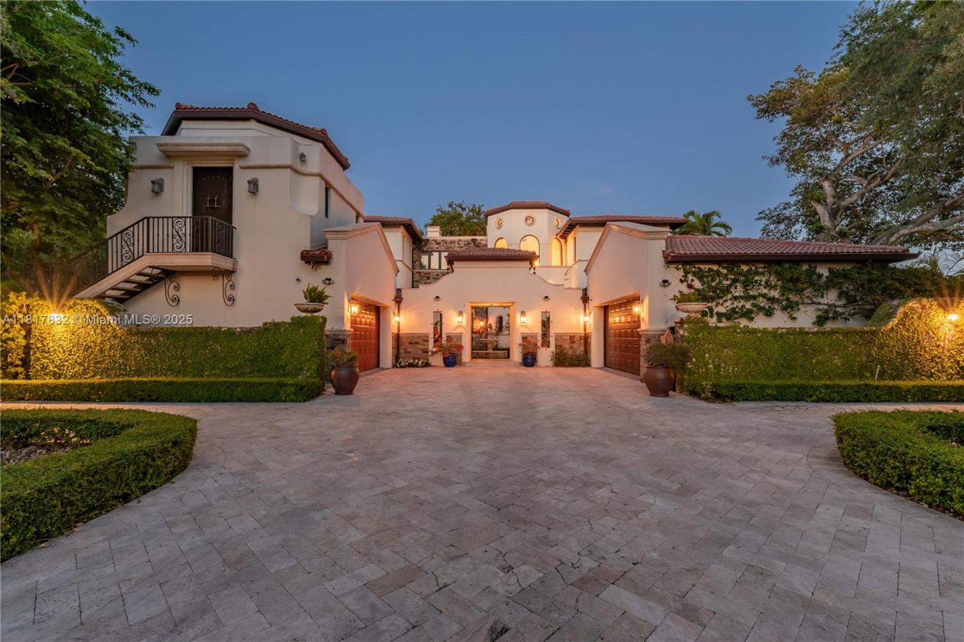 Pinecrest, Miami-Dade County, 33156, United States, 9 Bedrooms Bedrooms, ,9 BathroomsBathrooms,Residential,For Sale,1904976