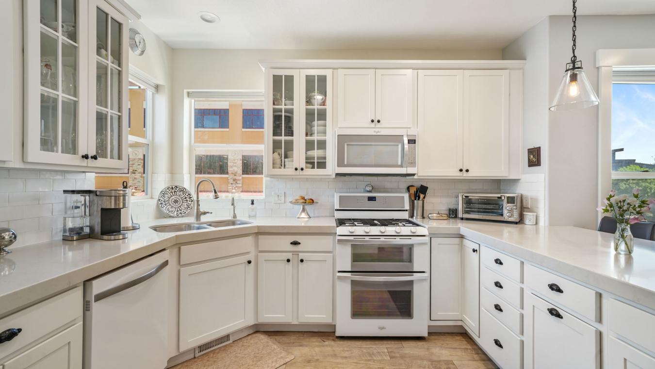 Park City, Utah, 84098, United States, 2 Bedrooms Bedrooms, ,3 BathroomsBathrooms,Residential,For Sale,1904975