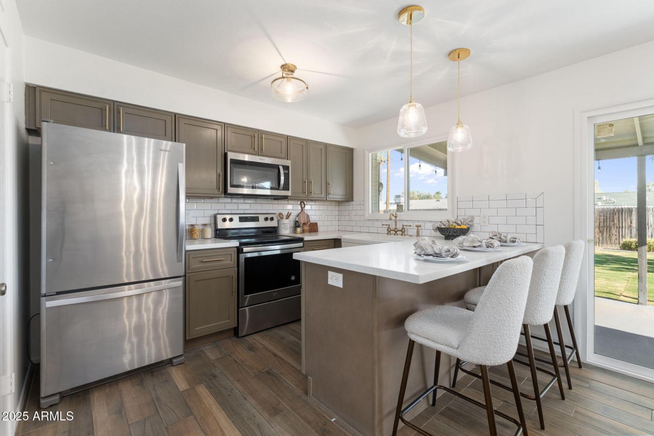 Tempe, Maricopa, 85288, United States, 3 Bedrooms Bedrooms, ,2 BathroomsBathrooms,Residential,For Sale,1909028