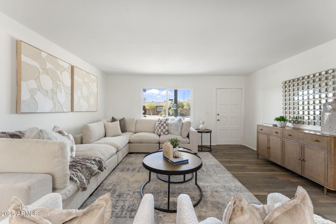 Tempe, Maricopa, 85288, United States, 3 Bedrooms Bedrooms, ,2 BathroomsBathrooms,Residential,For Sale,1909028