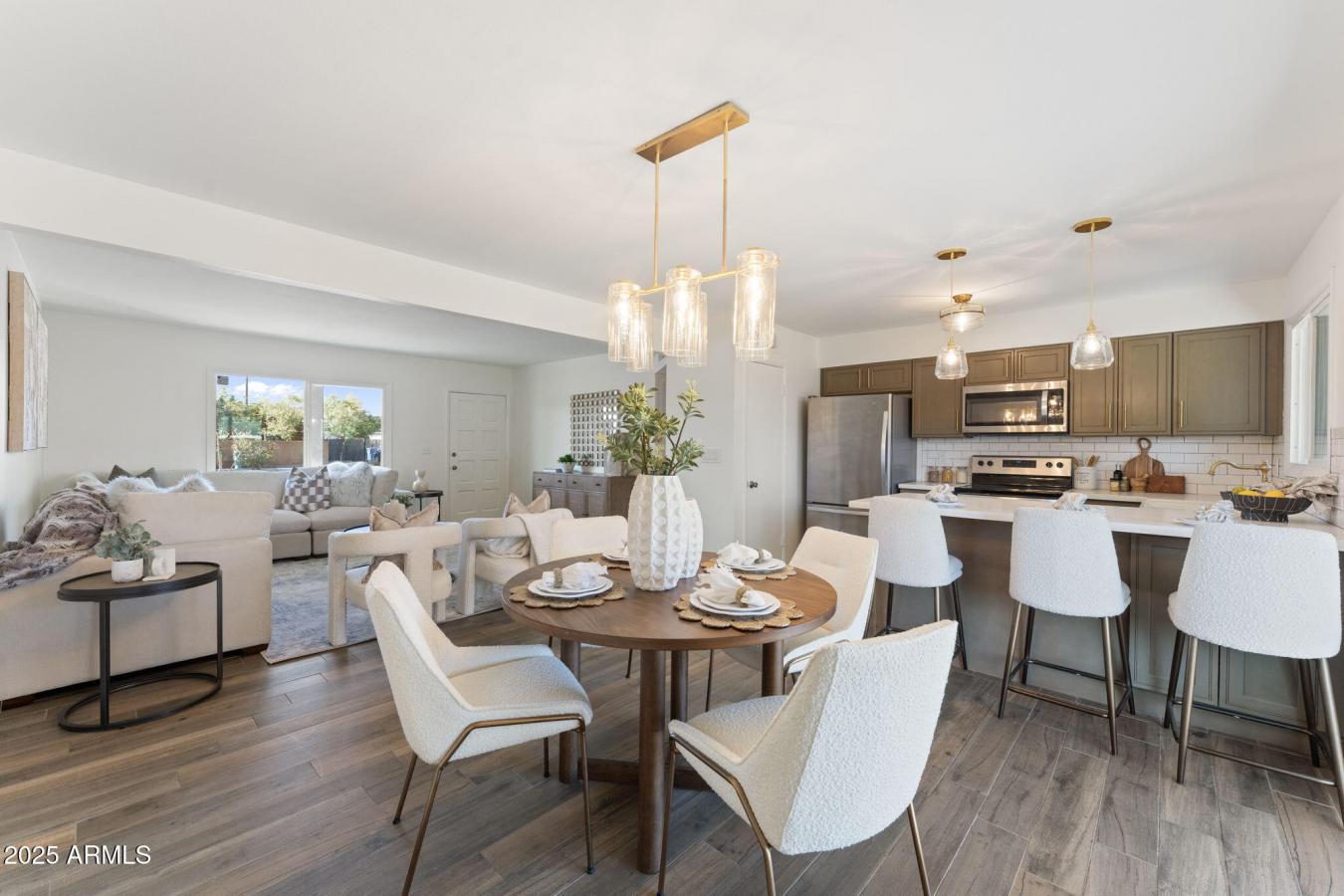Tempe, Maricopa, 85288, United States, 3 Bedrooms Bedrooms, ,2 BathroomsBathrooms,Residential,For Sale,1909028