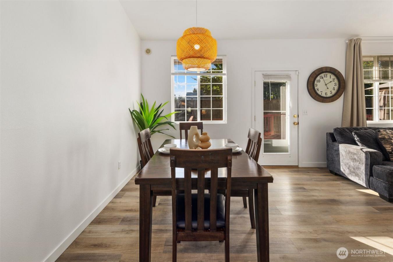ONE-STORY open concept living on spacious lot in the GATED COMMUNITY o – image 10