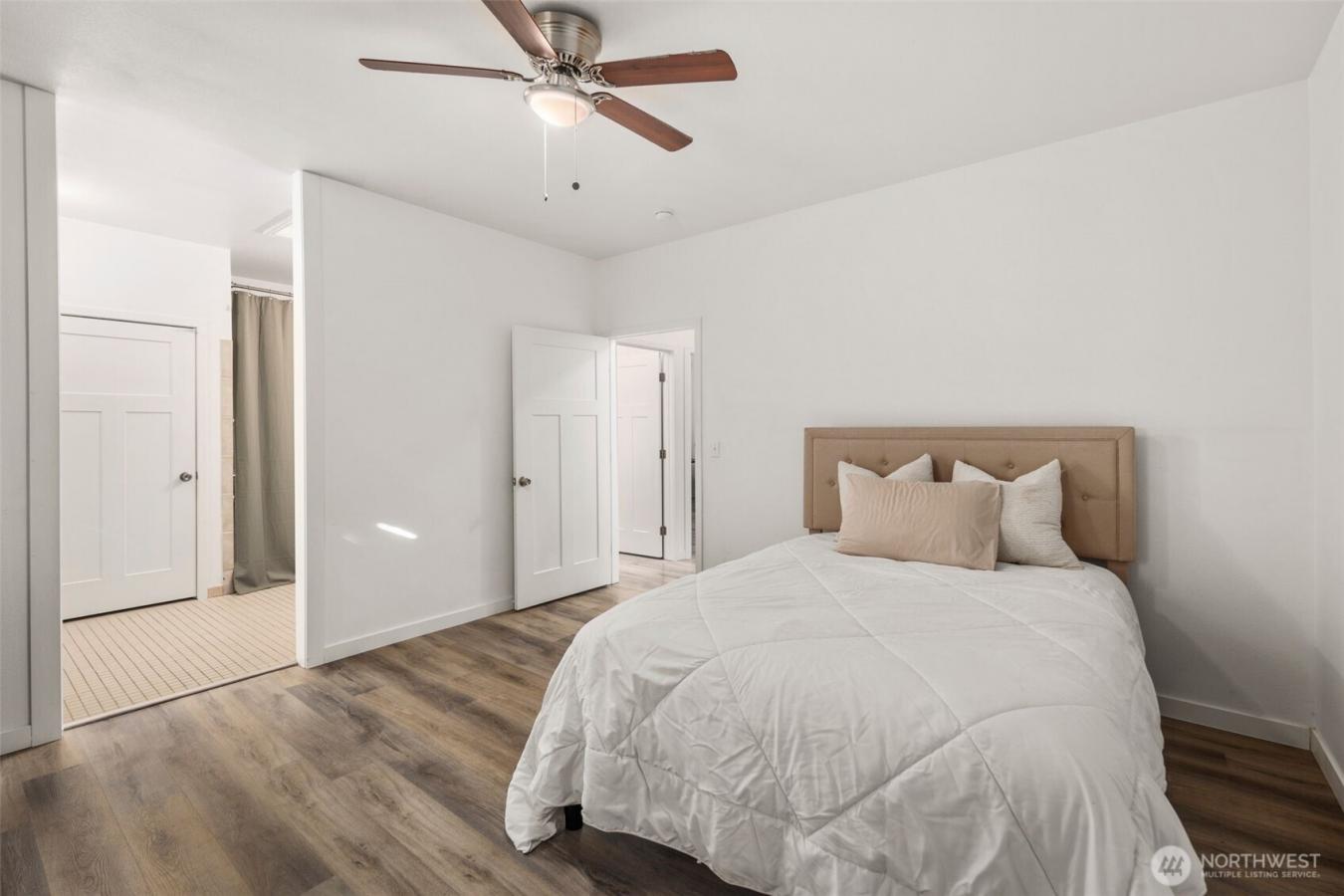 ONE-STORY open concept living on spacious lot in the GATED COMMUNITY o – image 15