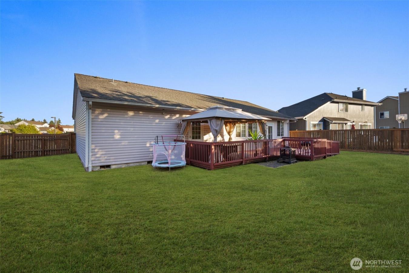 ONE-STORY open concept living on spacious lot in the GATED COMMUNITY o – image 20