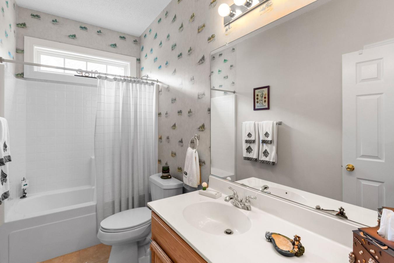 Bluffton, Beaufort, 29909, United States, 3 Bedrooms Bedrooms, ,2 BathroomsBathrooms,Residential,For Sale,1905284