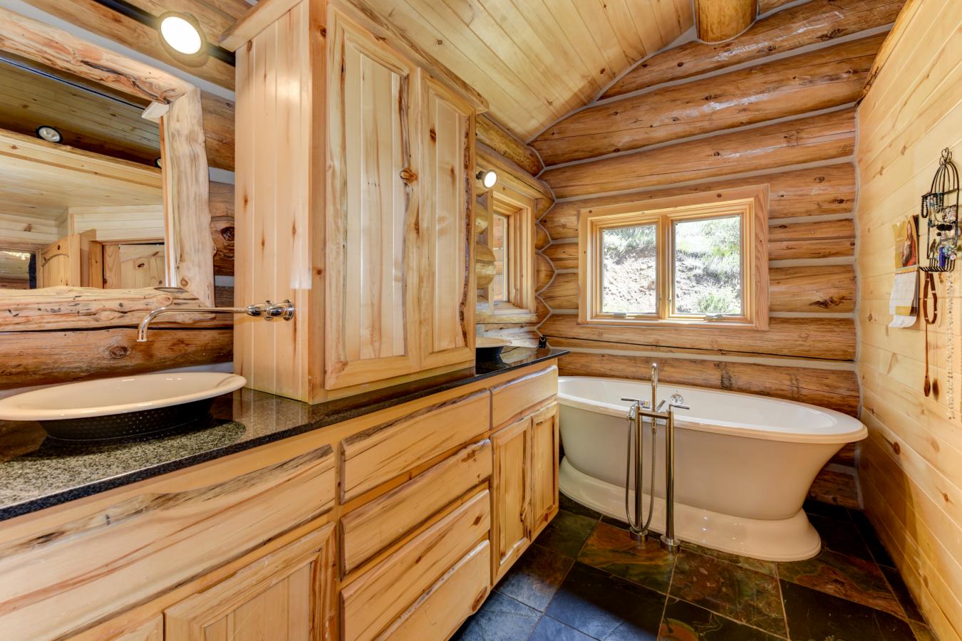 Conifer, Jefferson, 80433, United States, 3 Bedrooms Bedrooms, ,2 BathroomsBathrooms,Residential,For Sale,1905283