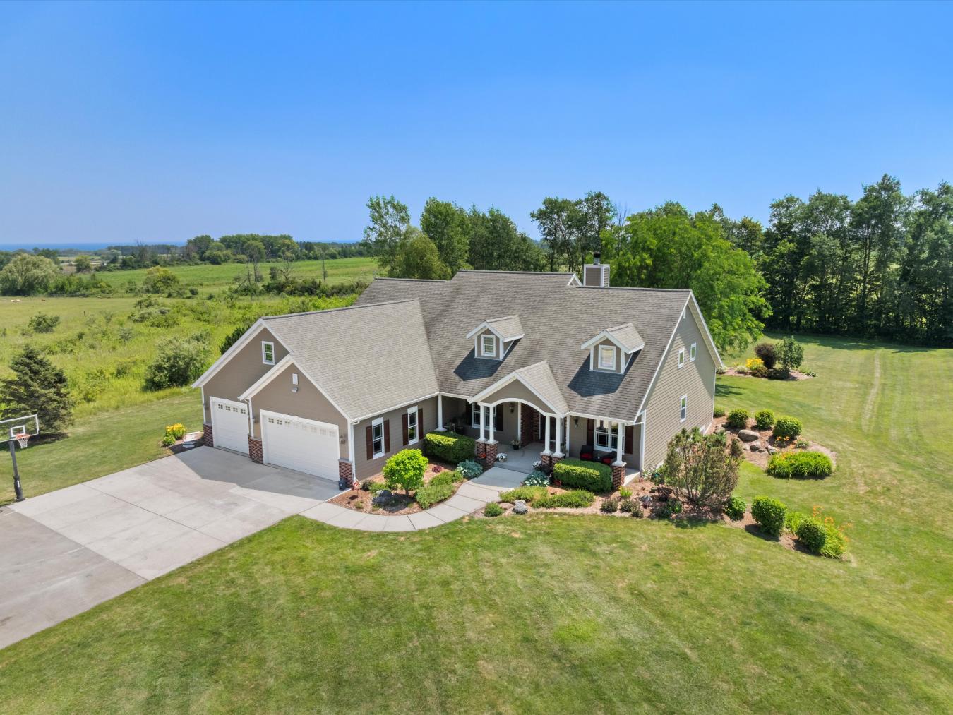 Cedar Grove, Sheboygan County, 53013, United States, 4 Bedrooms Bedrooms, ,2 BathroomsBathrooms,Residential,For Sale,1904960