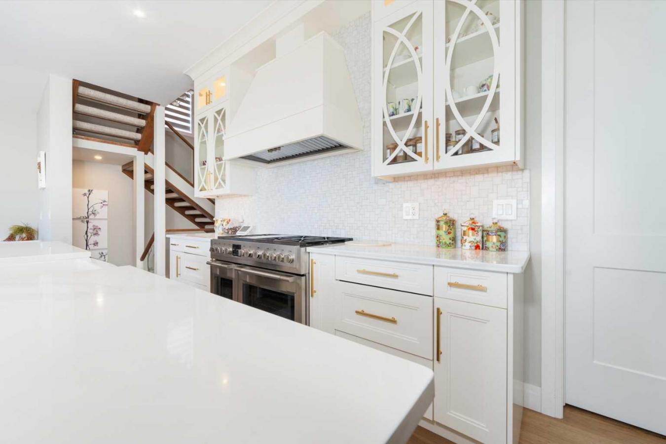 Calgary, Calgary, T3A 2Z5, Canada, 6 Bedrooms Bedrooms, ,5 BathroomsBathrooms,Residential,For Sale,1905279