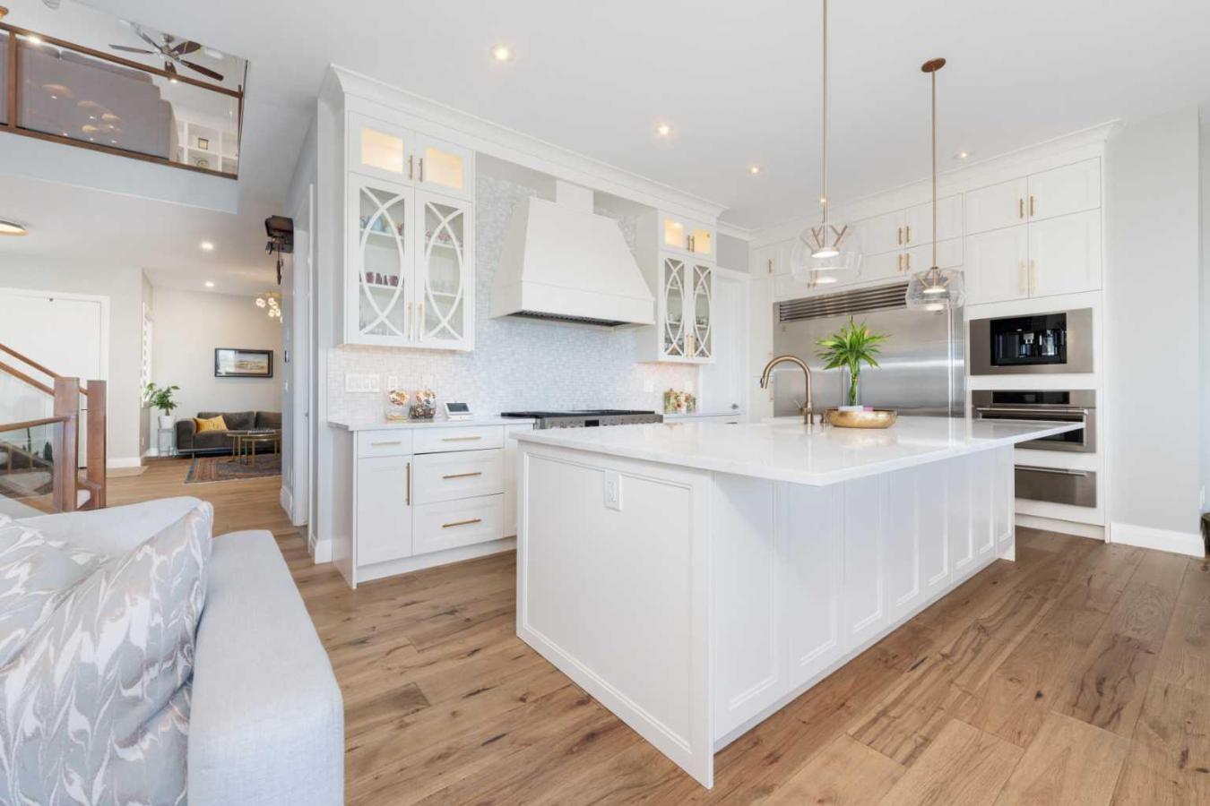 Calgary, Calgary, T3A 2Z5, Canada, 6 Bedrooms Bedrooms, ,5 BathroomsBathrooms,Residential,For Sale,1905279