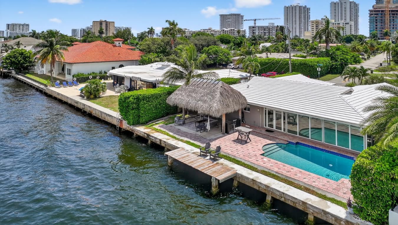 Lauderdale By The Sea, Florida, 33062, United States, 4 Bedrooms Bedrooms, ,1 BathroomBathrooms,Residential,For Sale,1904958