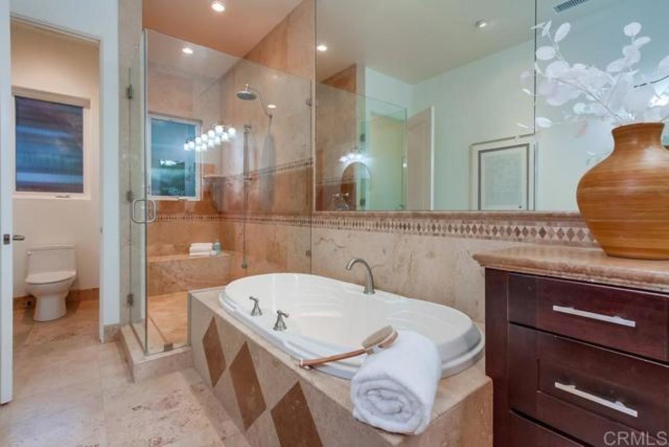 Cardiff by the Sea, San Diego, 92007, United States, 4 Bedrooms Bedrooms, ,3 BathroomsBathrooms,Residential,For Sale,1905276